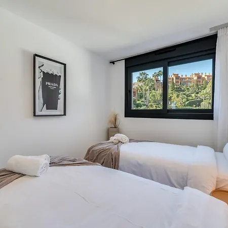 Newly Built 2 Bdrm Modern Oasis W Gym & Pool Estepona