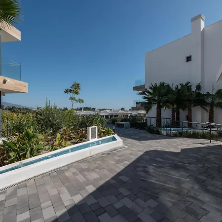 Lejlighed Newly Built 2 Bdrm Modern Oasis W Gym & Pool