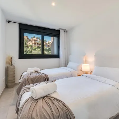 Newly Built 2 Bdrm Modern Oasis W Gym & Pool Lejlighed Estepona
