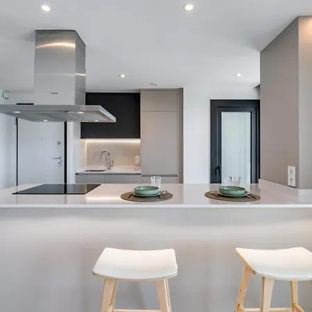 Newly Built 2 Bdrm Modern Oasis W Gym & Pool Estepona